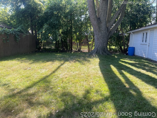 27441 Red Leaf Ln, Southfield, MI 48076 - photo 8