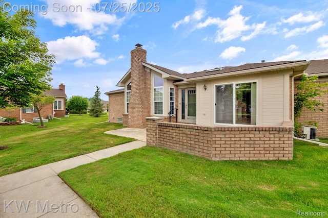 30608 Eleanor Ct, Chesterfield, MI 48051 - photo 2