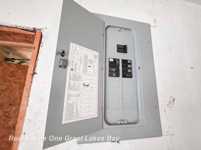 27 N Grout Rd, Gladwin, MI 48624 - photo 41