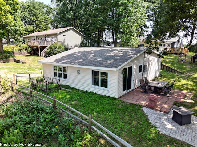 2512 E Rainbow Lake Dr, Trufant, MI 49347 - photo 1