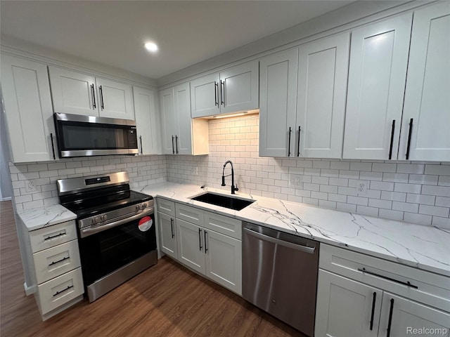 8133 Clay Ct, Sterling Heights, MI 48313 - photo 9