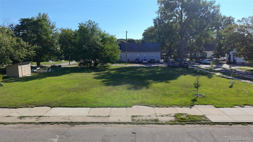 3310 Junction Jct, Detroit, MI 48210 - photo 1