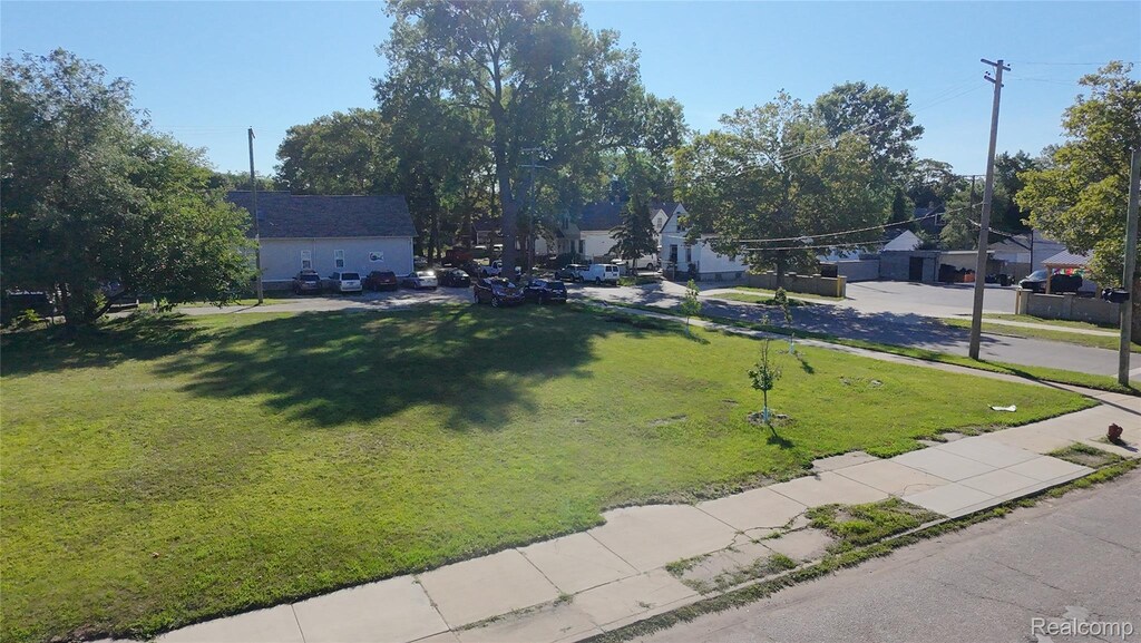 3310 Junction Jct, Detroit, MI 48210 - photo 3