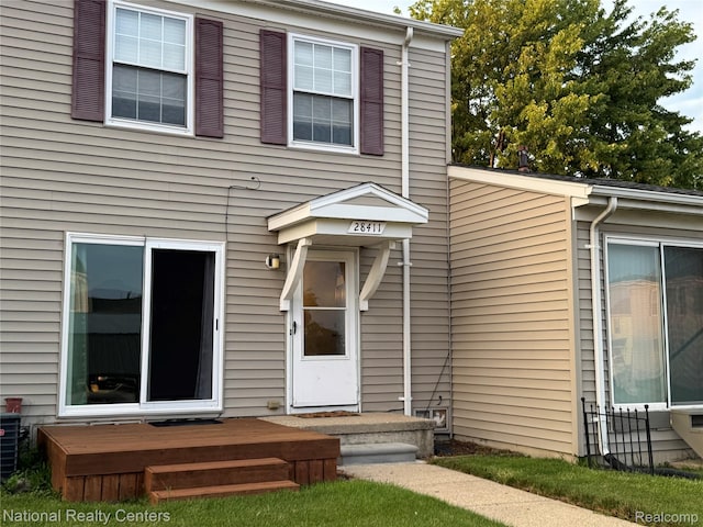 28411 Raleigh Crescent Dr, Chesterfield, MI 48051 - photo 1