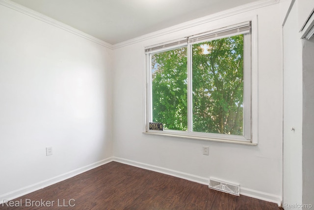 28775 Glasgow St, Southfield, MI 48076 - photo 9