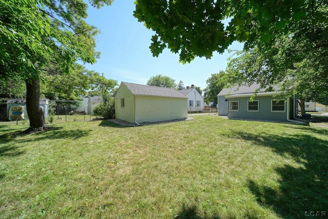 741 Dennis St, Adrian, MI 49221 - photo 37