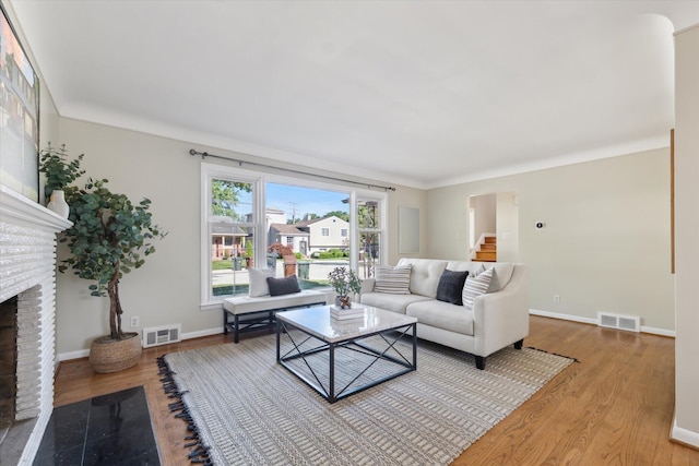 20736 Christine Ct, Grosse Pointe Woods, MI 48236 - photo 7