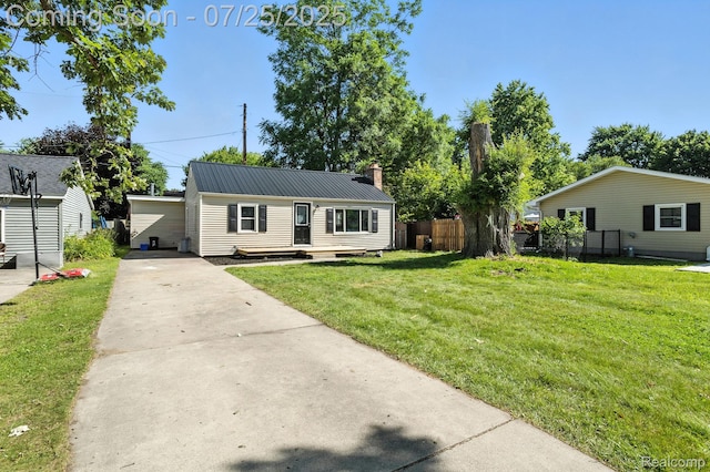 2311 Elmwood St, Port Huron, MI 48060 - photo 2