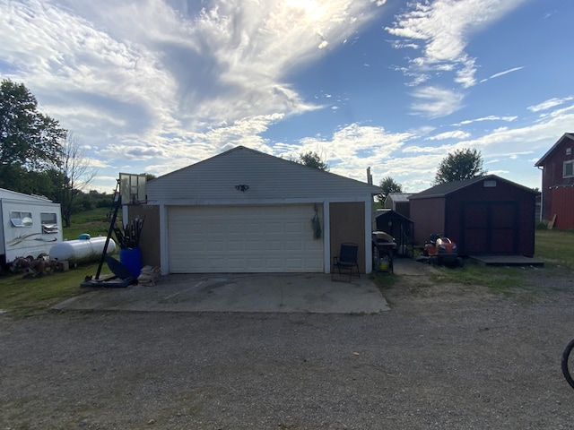 8732 Kinch Rd, Jackson, MI 49201 - photo 4