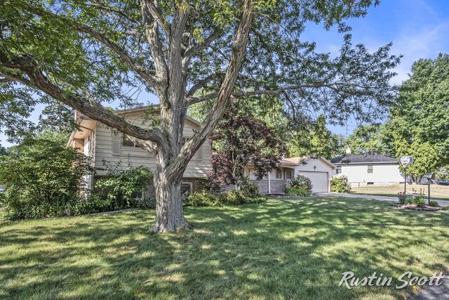 1690 Pembroke St SE, Grand Rapids, MI 49508 - photo 3