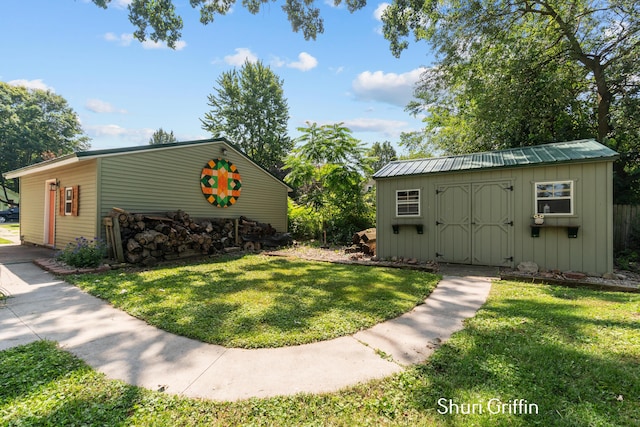 709 Garfield St, Saint Johns, MI 48879 - photo 33