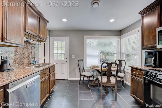 15925 W 14 Mile Rd, Rochester Hills, MI 48025 - photo 8