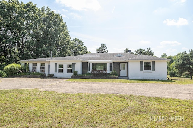 690 Lincoln Rd, Otsego, MI 49078 - photo 1