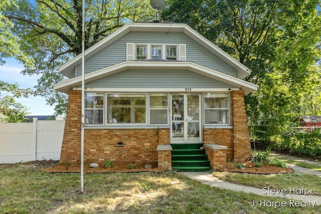 814 Harding St NW, Grand Rapids, MI 49544 - photo 2