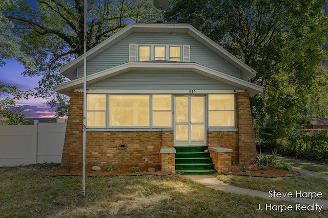814 Harding St NW, Grand Rapids, MI 49544 - photo 3