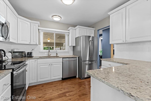 1527 Charter Oak Dr, Rochester Hills, MI 48309 - photo 14