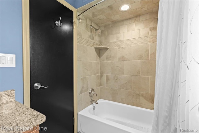 1527 Charter Oak Dr, Rochester Hills, MI 48309 - photo 29