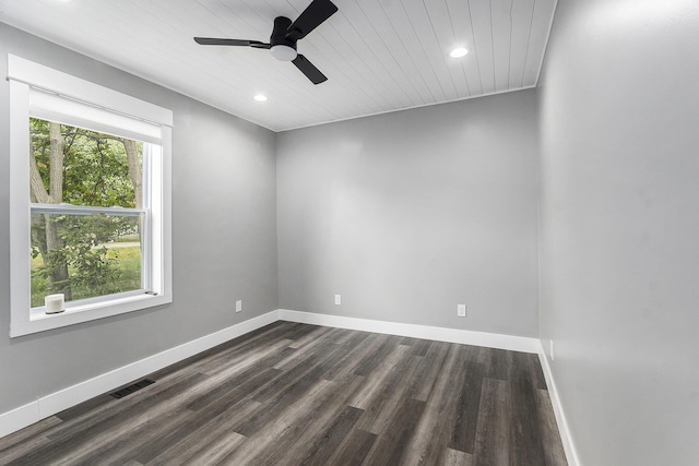 703 S Delia St, Ludington, MI 49431 - photo 10