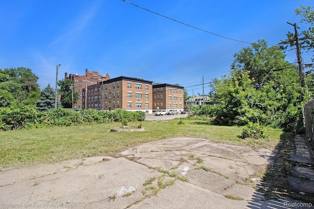 605 Calvert St, Detroit, MI 48202 - photo 23