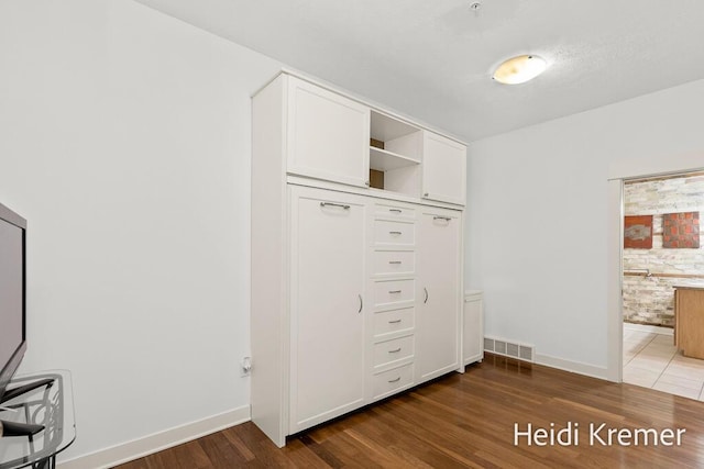 9 S 3rd St Unit 6, Grand Haven, MI 49417 - photo 19