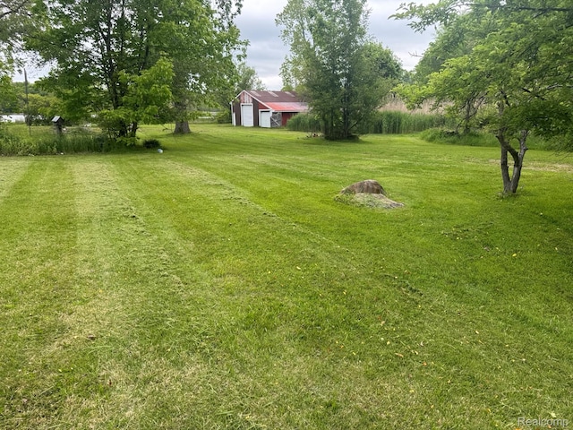 9910 Highland Rd, White Lake, MI 48386 - photo 2