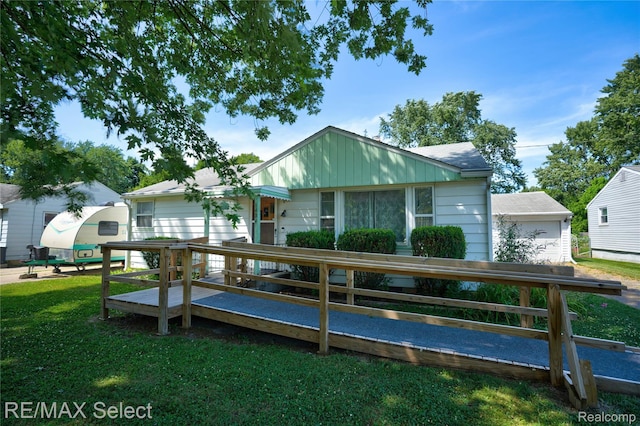 1484 Ronnie St, Flint, MI 48507 - photo 1
