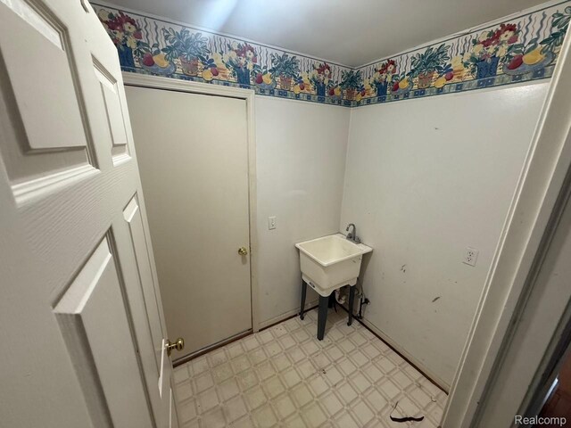 38229 Timberland Dr, Westland, MI 48185 - photo 9