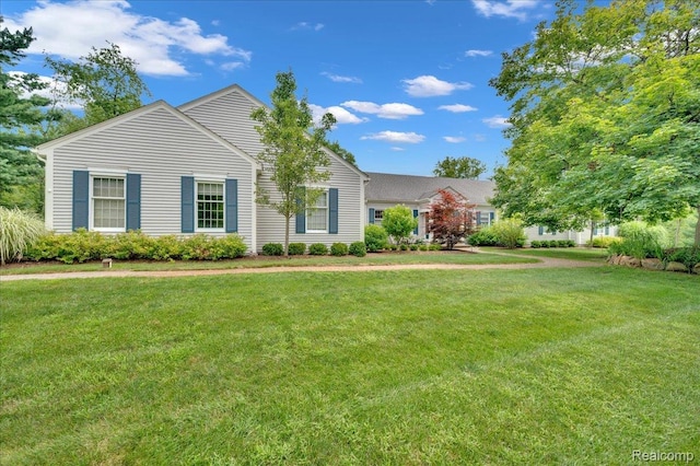 4815 Mill Creek Ct, Rochester, MI 48306 - photo 2