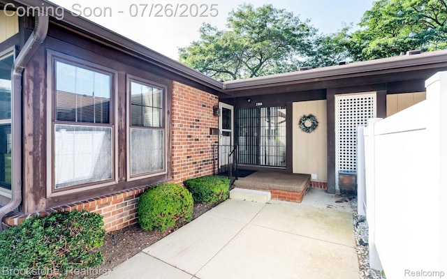 2808 Roundtree Dr, Troy, MI 48083 - photo 4