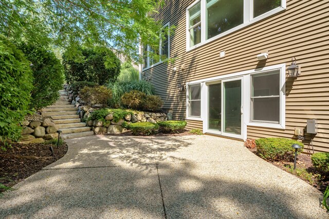 8401 Barony Pt, Michigan, MI 49071 - photo 40