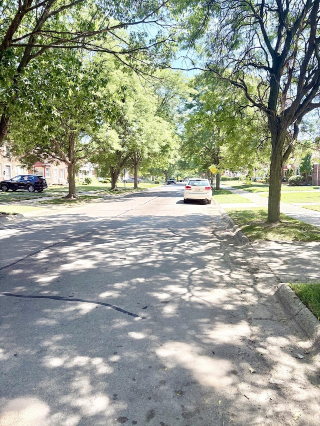 20569 Biltmore St, Detroit, MI 48235 - photo 2