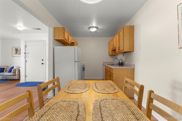 10037 Allen Pointe Dr, Allen Park, MI 48101 - photo 14