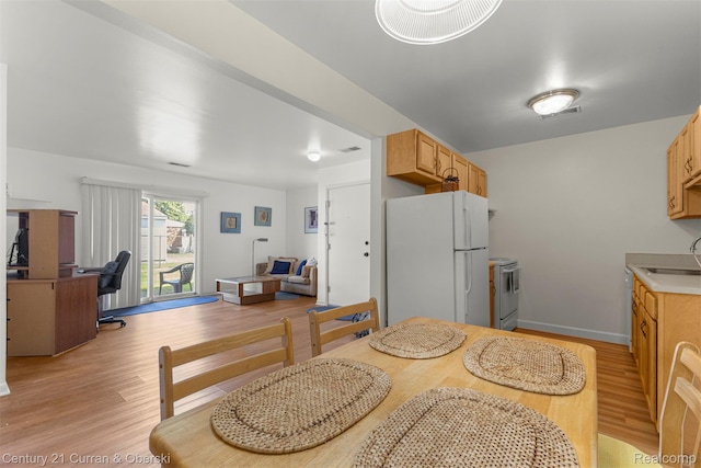 10037 Allen Pointe Dr, Allen Park, MI 48101 - photo 15