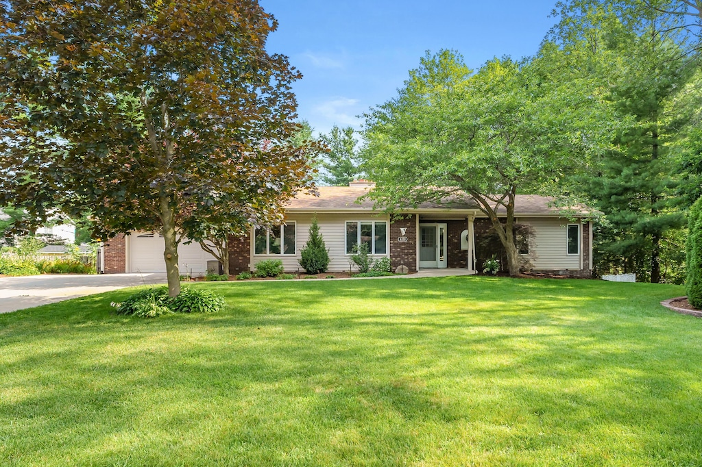 6330 Torrington Rd, Kalamazoo, MI 49009 - photo 1