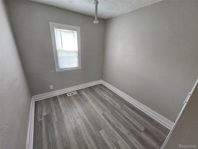 6426 Artesian St, Detroit, MI 48228 - photo 12