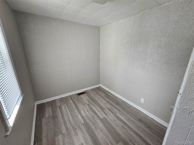 6426 Artesian St, Detroit, MI 48228 - photo 11