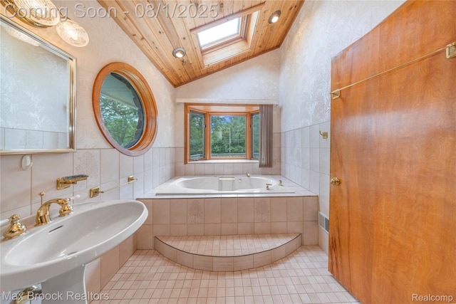25541 Crystal Spring Ct, Farmington, MI 48336 - photo 32