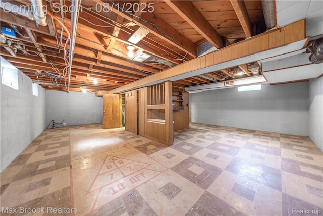 25541 Crystal Spring Ct, Farmington, MI 48336 - photo 35