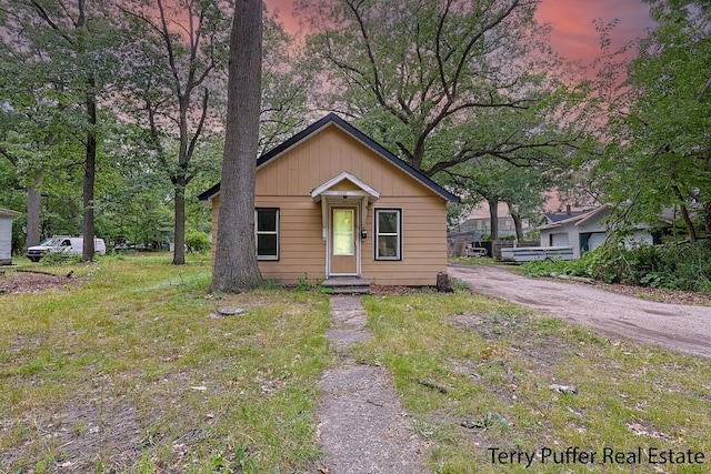 2813 Wood St, Muskegon, MI 49444 - photo 1