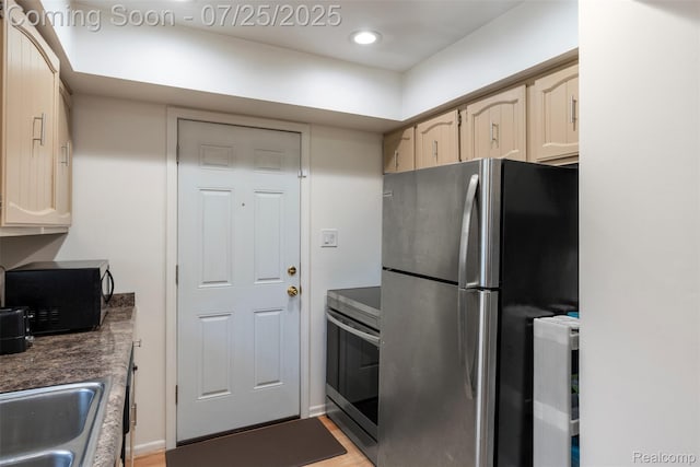 8431 Roseland Ct, Oak Park, MI 48237 - photo 8