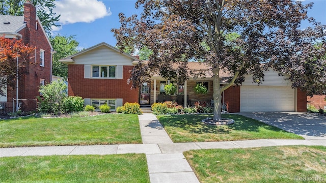 1620 22nd St, Wyandotte, MI 48192 - photo 2