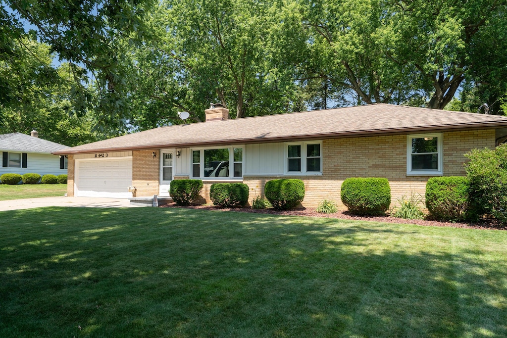 8423 Bluebird Ave, Richland, MI 49083 - photo 1