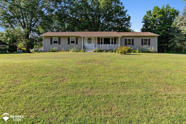 190 Maverick Ln, Lapeer, MI 48446 - photo 1