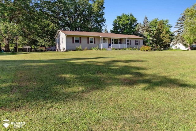 190 Maverick Ln, Lapeer, MI 48446 - photo 2