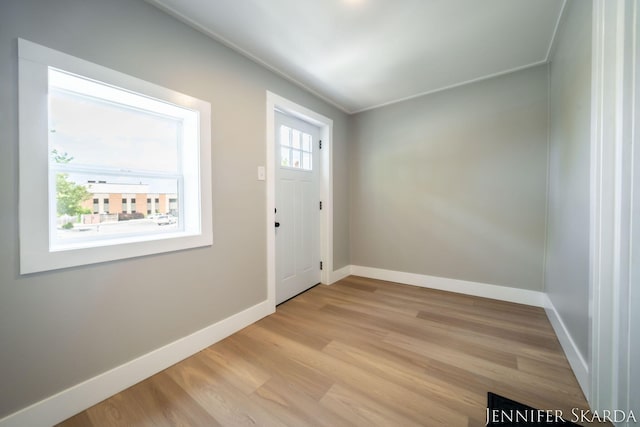 107 E Congress St, Belding, MI 48809 - photo 7