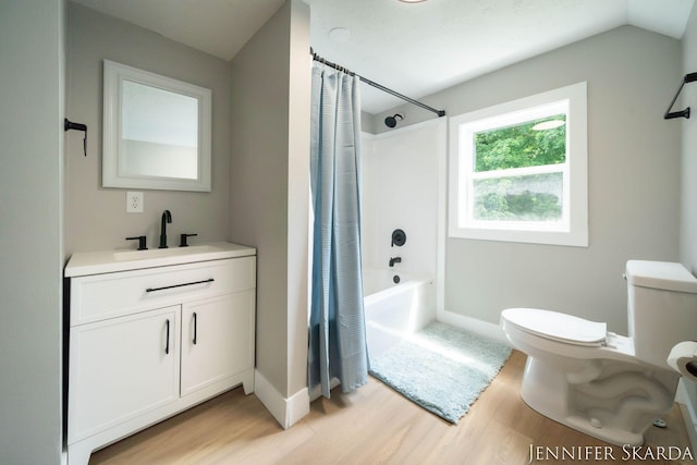107 E Congress St, Belding, MI 48809 - photo 38
