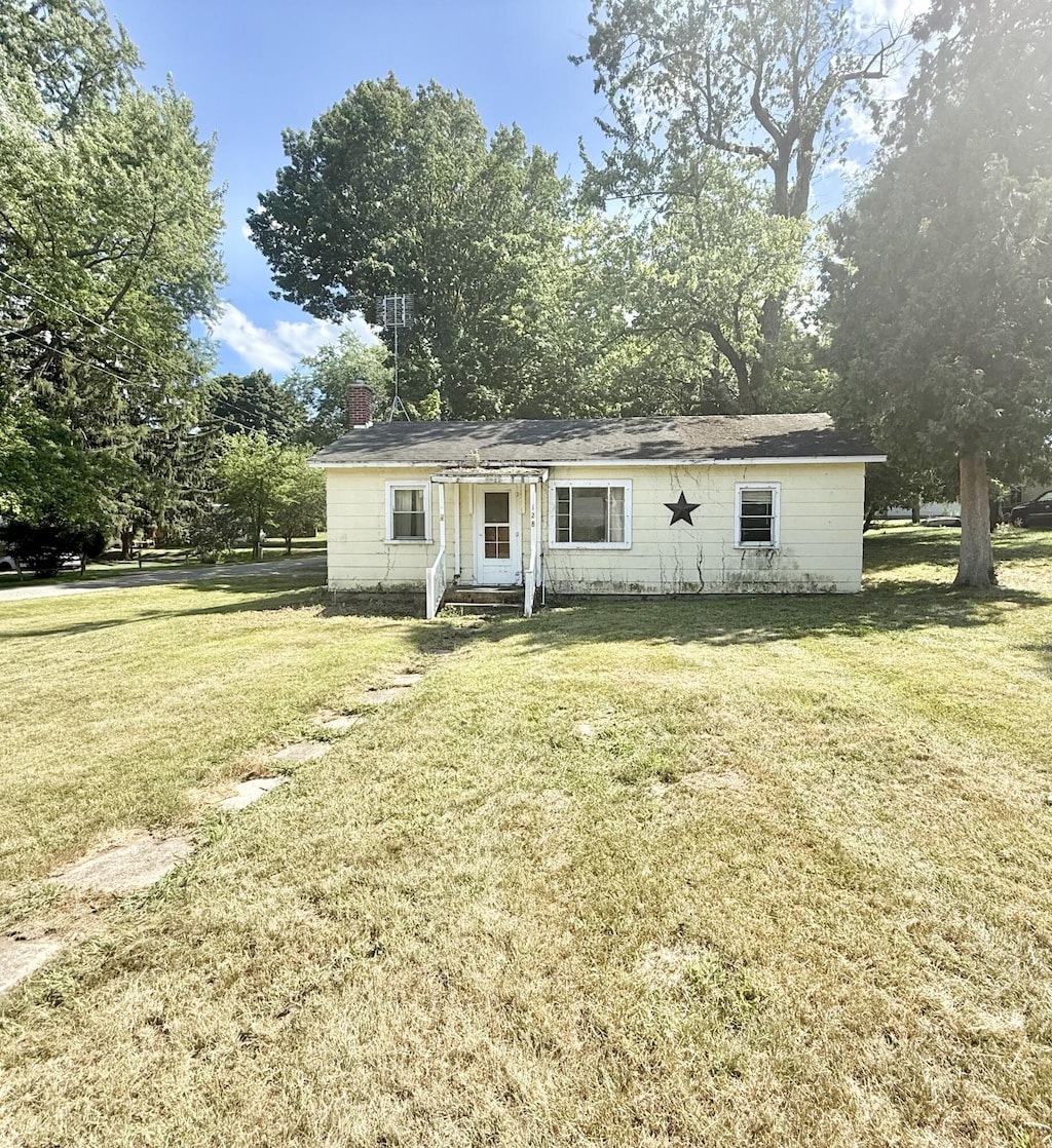 128 Marion St, Hillsdale, MI 49242 - photo 1