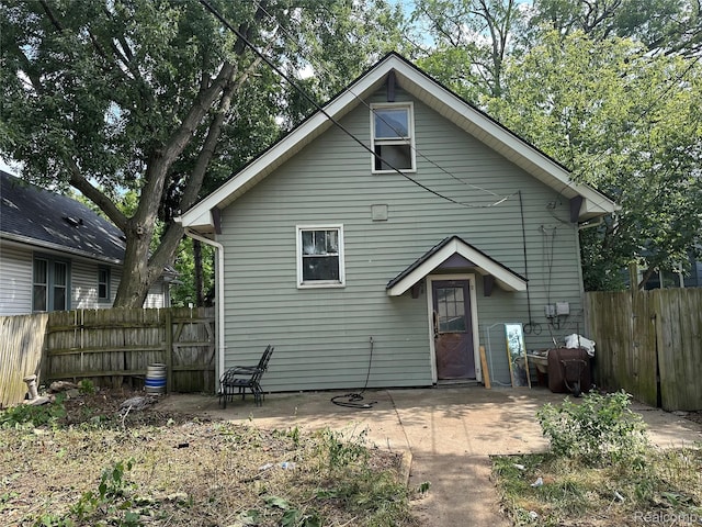 214 W 12 Mile Rd, Royal Oak, MI 48073 - photo 2