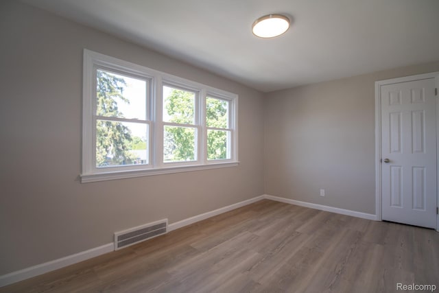 11610 Cavell St, Livonia, MI 48150 - photo 27