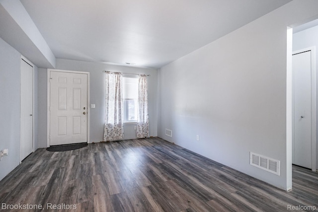 1626 Emerson Cir, Rochester Hills, MI 48307 - photo 4